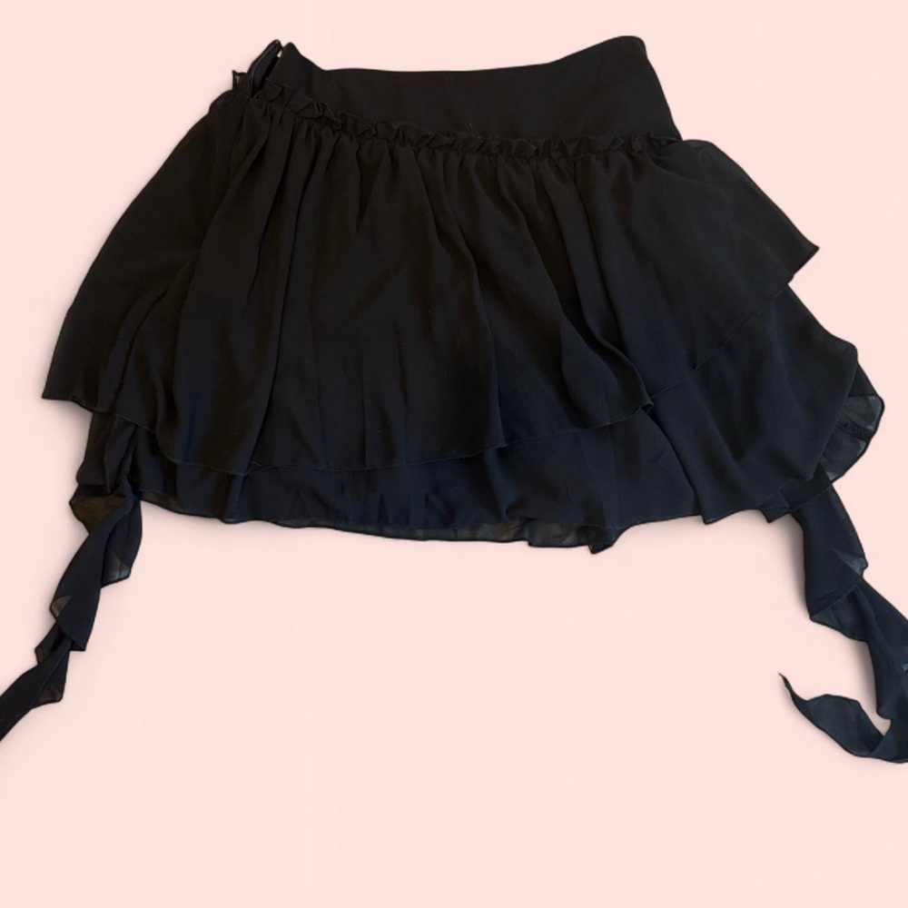 SHEIN Black Layered Mini Skirt